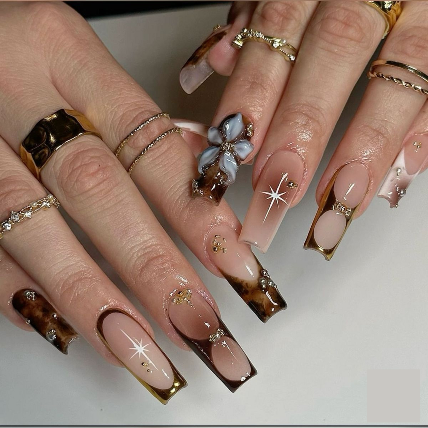 Dhalia – Handmade Star Accent Long French Nails
