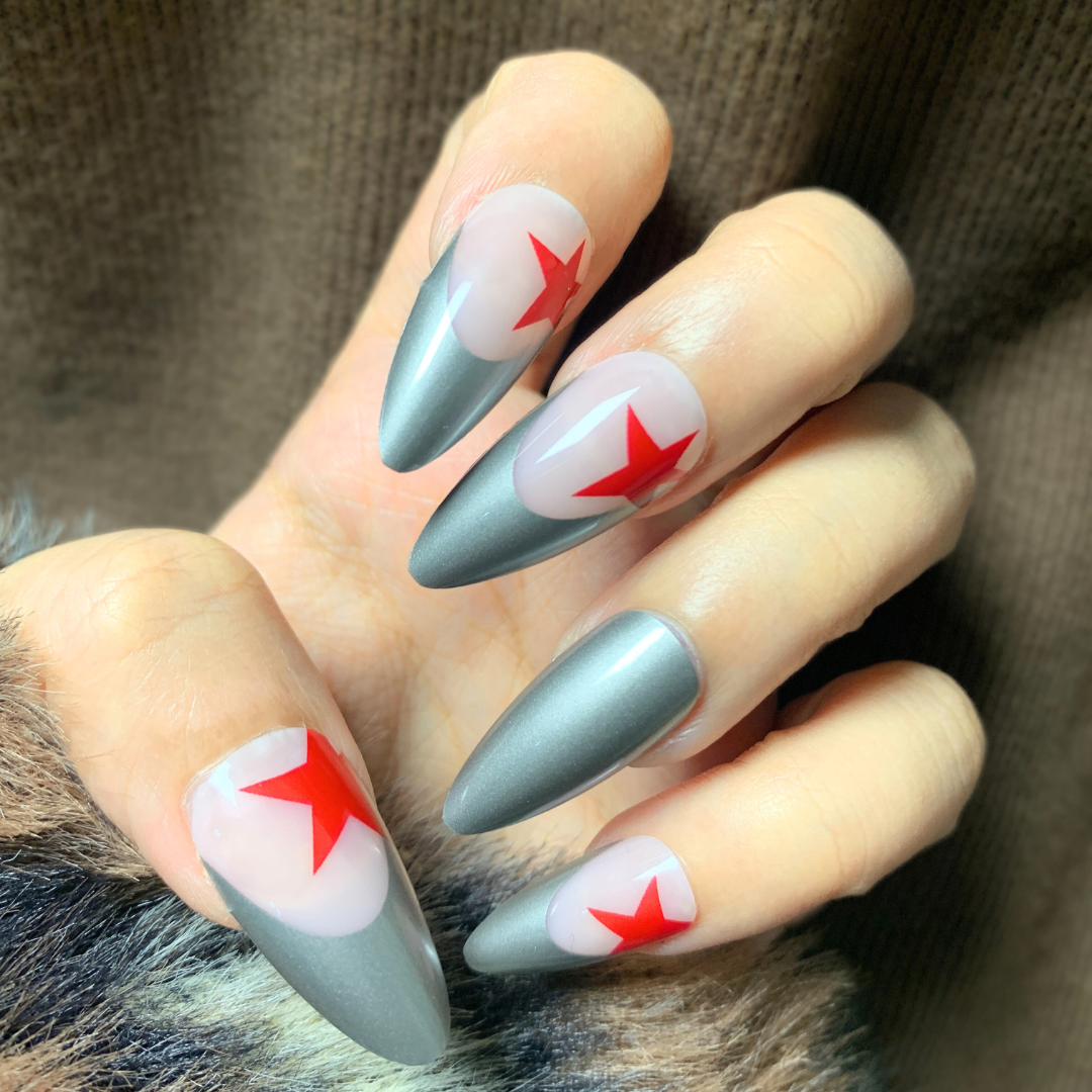 Red Star - Metallic Stilleto Chrome Finished Nails